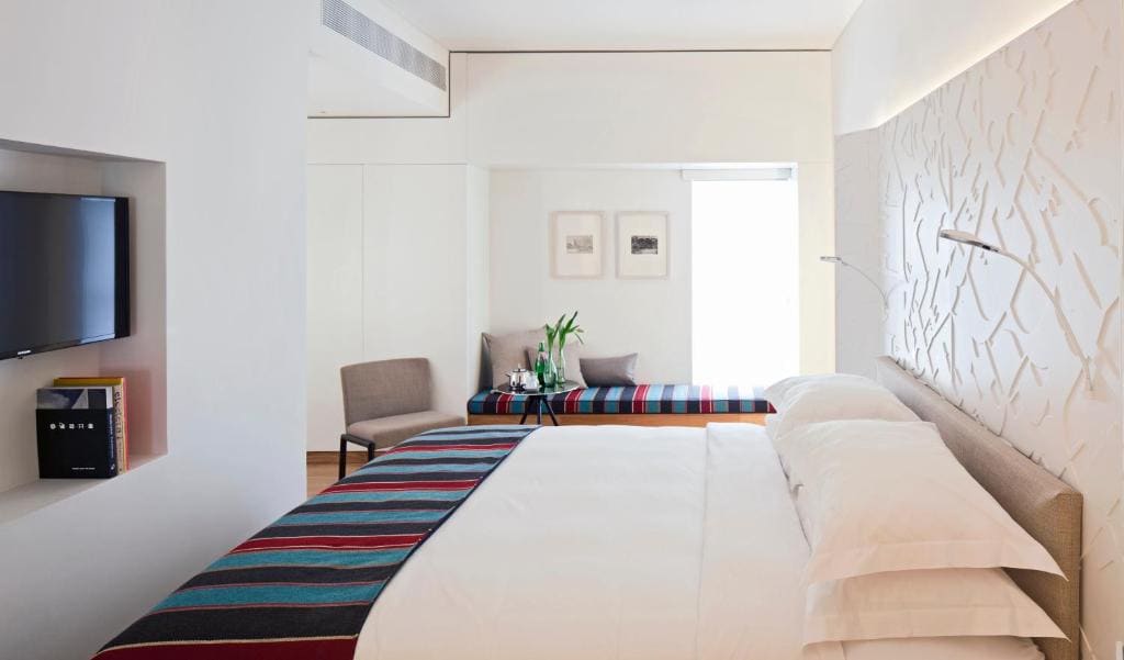Deluxe Double or Twin Room room - Image 1