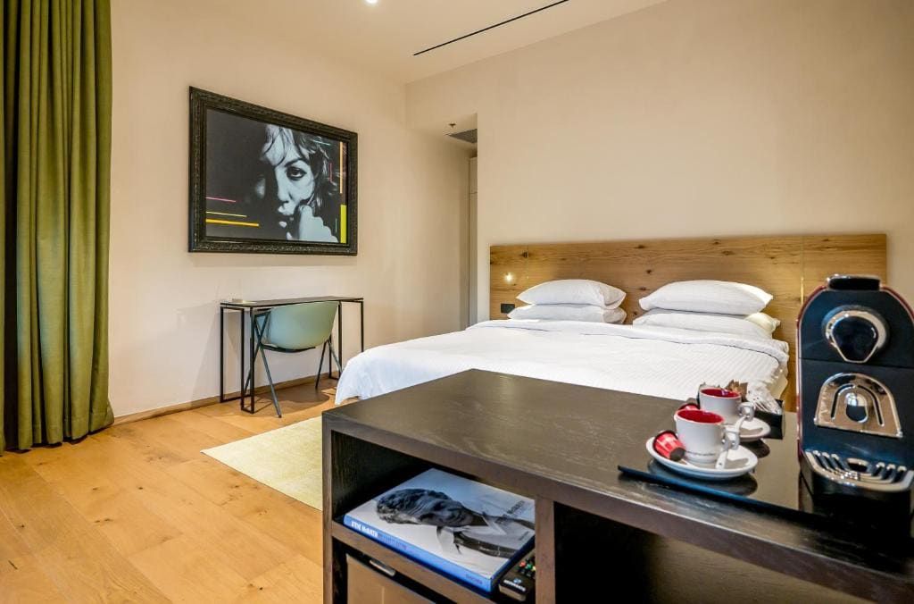 Classic Double Room room - Image 2
