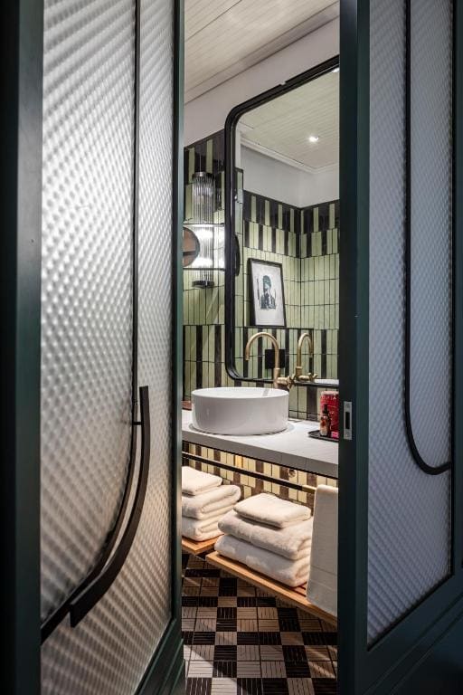 Junior Suite with Balcony room - Image 2