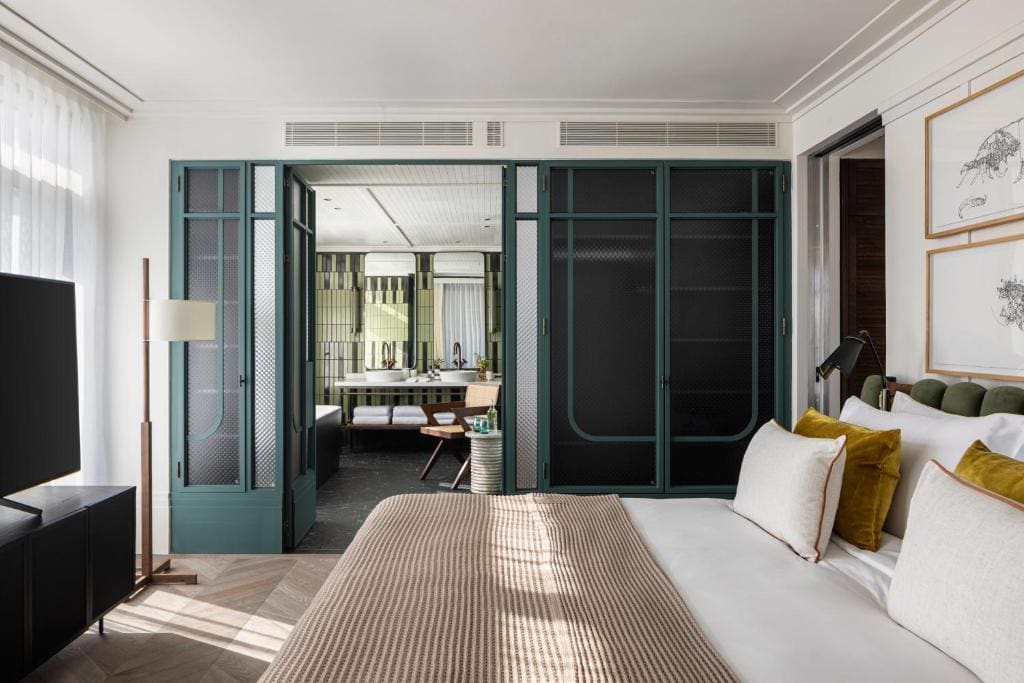 Superior Suite room - Image 2