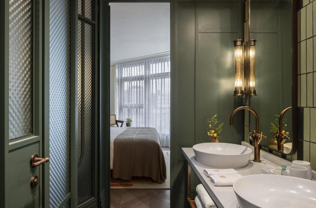 Superior Suite room - Image 3