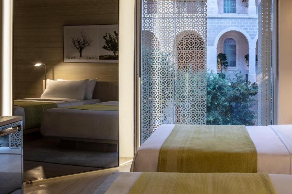 Deluxe Twin Room room - Image 1