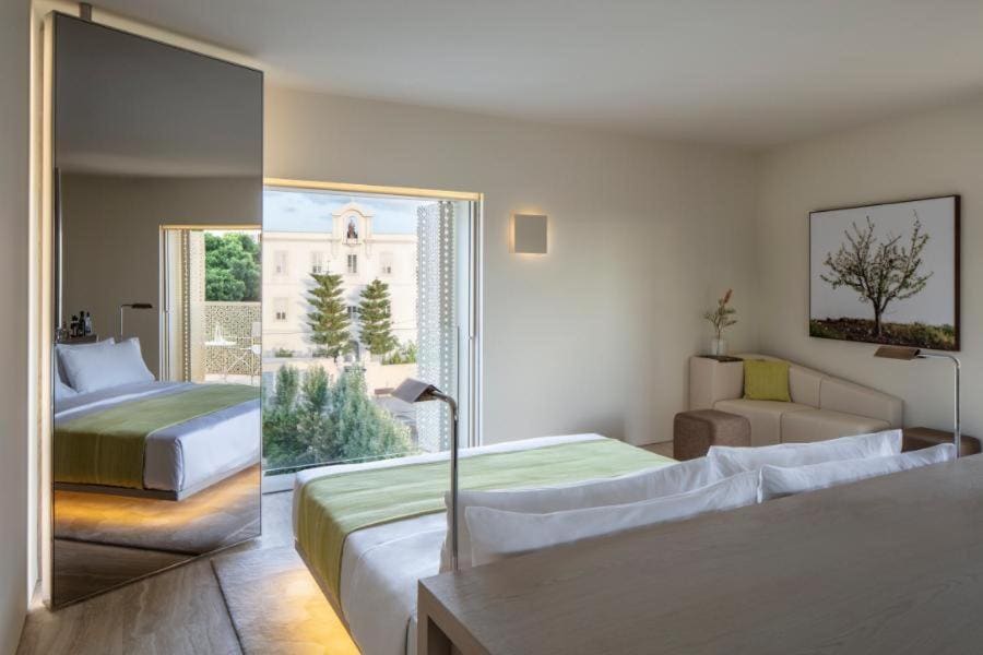 Junior Suite Corner View room - Image 1
