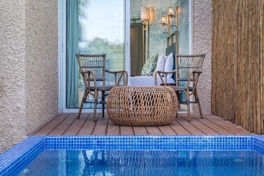 U Superior Room with Private Pool room - Image 2