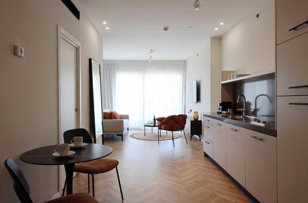 Play Suite room - Image 2