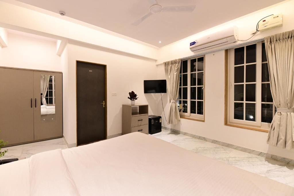 Deluxe Room room - Image 1
