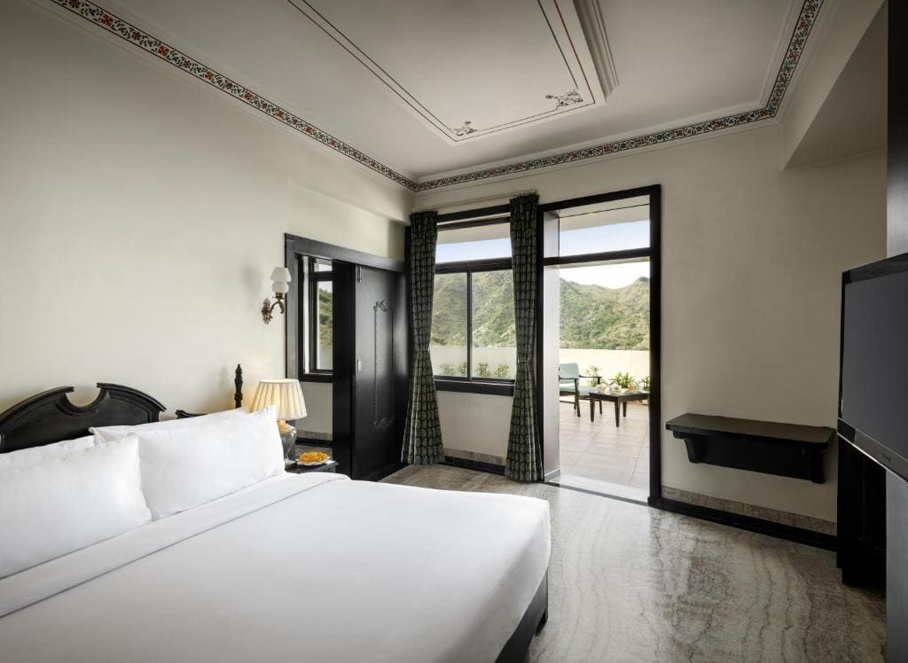 Suite with Terrace room - Image 3