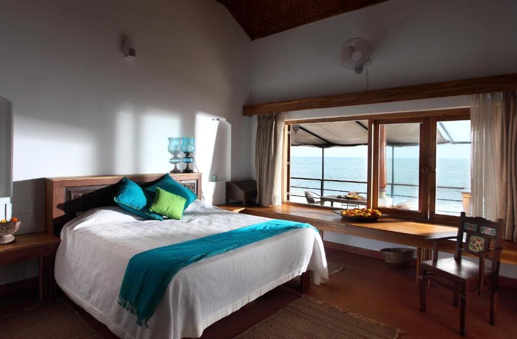 King Room with Sea View room - Image 1