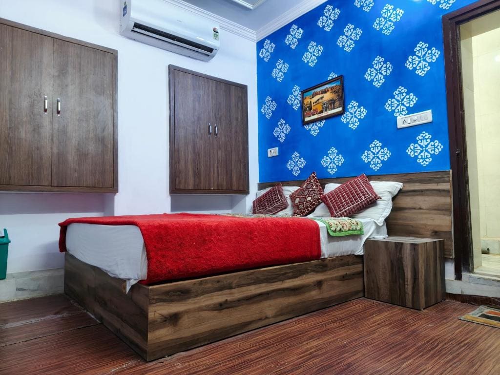 Deluxe Family Room room - Image 1