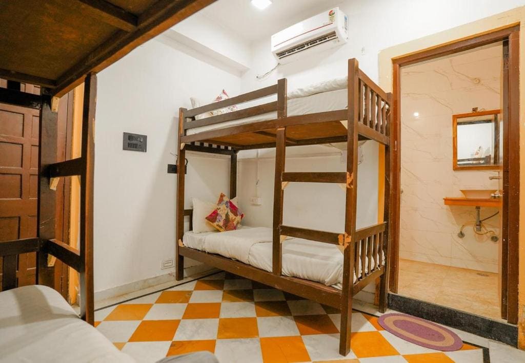 Bunk Bed in Female Dormitory Room room - Image 1