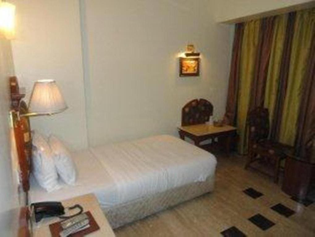 Deluxe Single Room room - Image 2