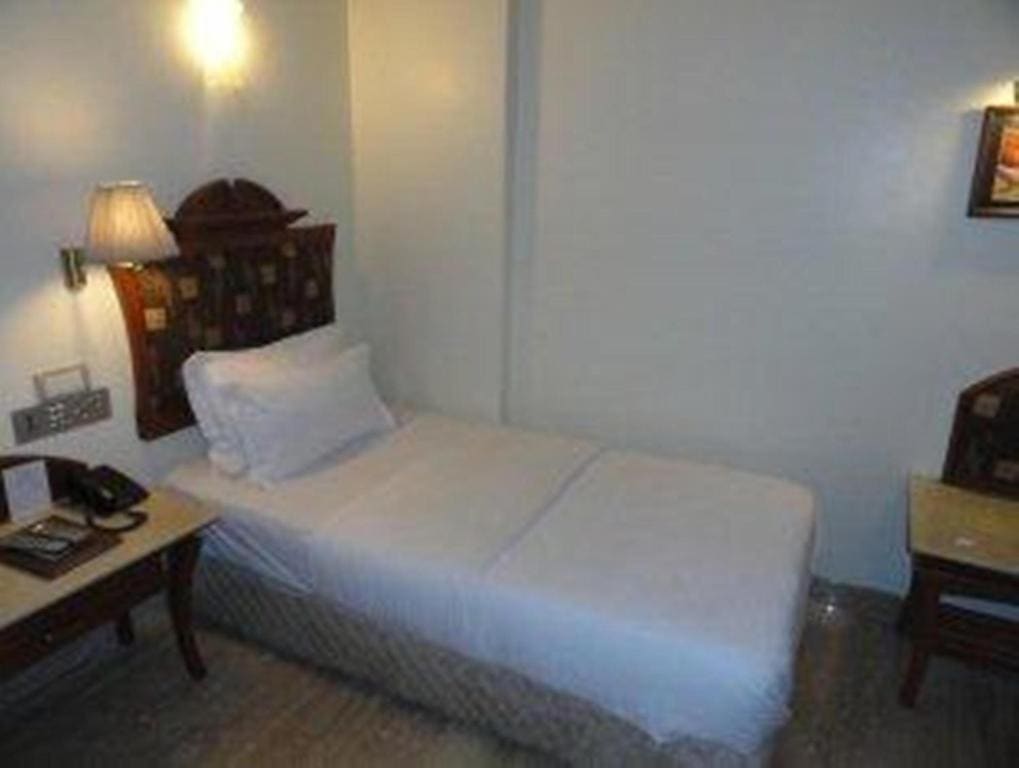 Executive Single Room room - Image 2