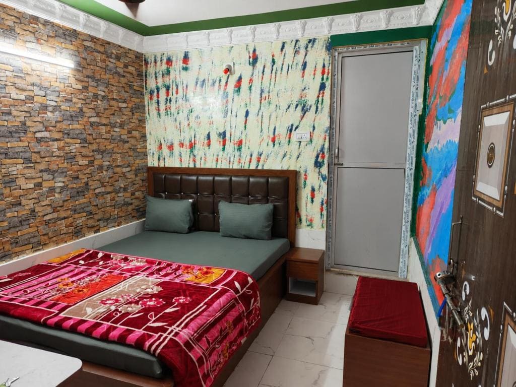 Deluxe King Room room - Image 2