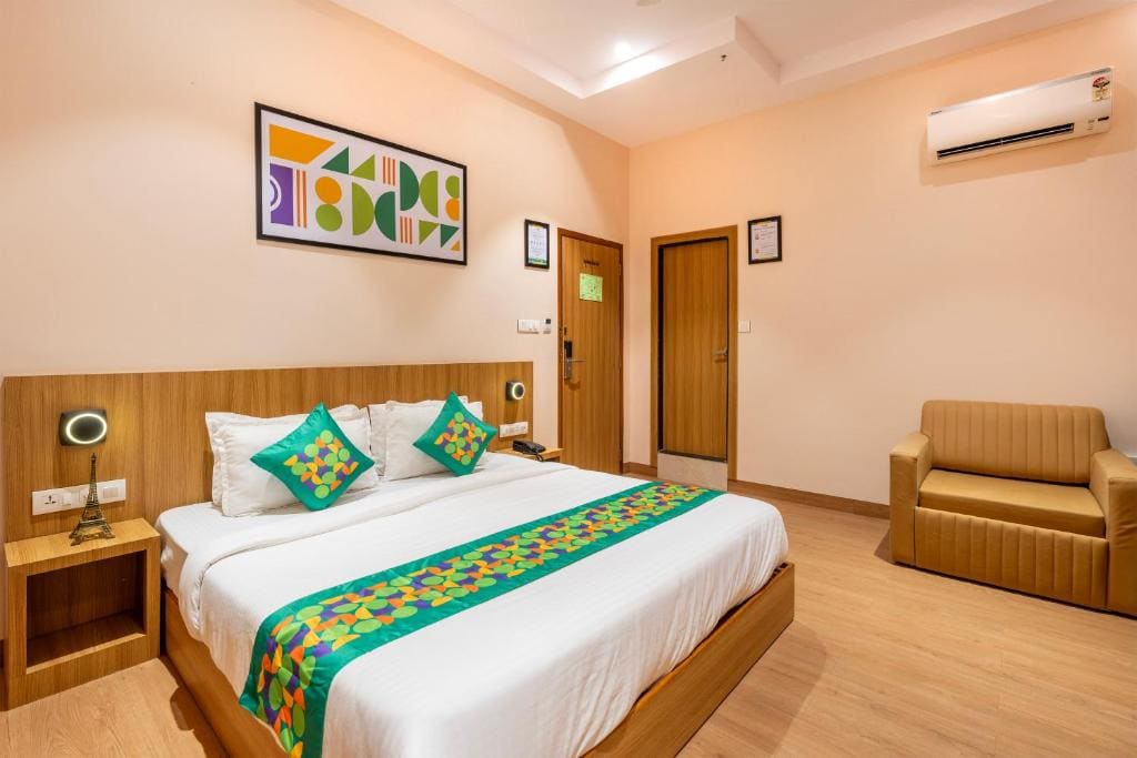 Deluxe Double Room room - Image 2