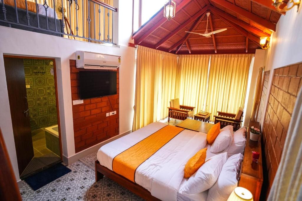 King Room with Mountain View room - Image 3