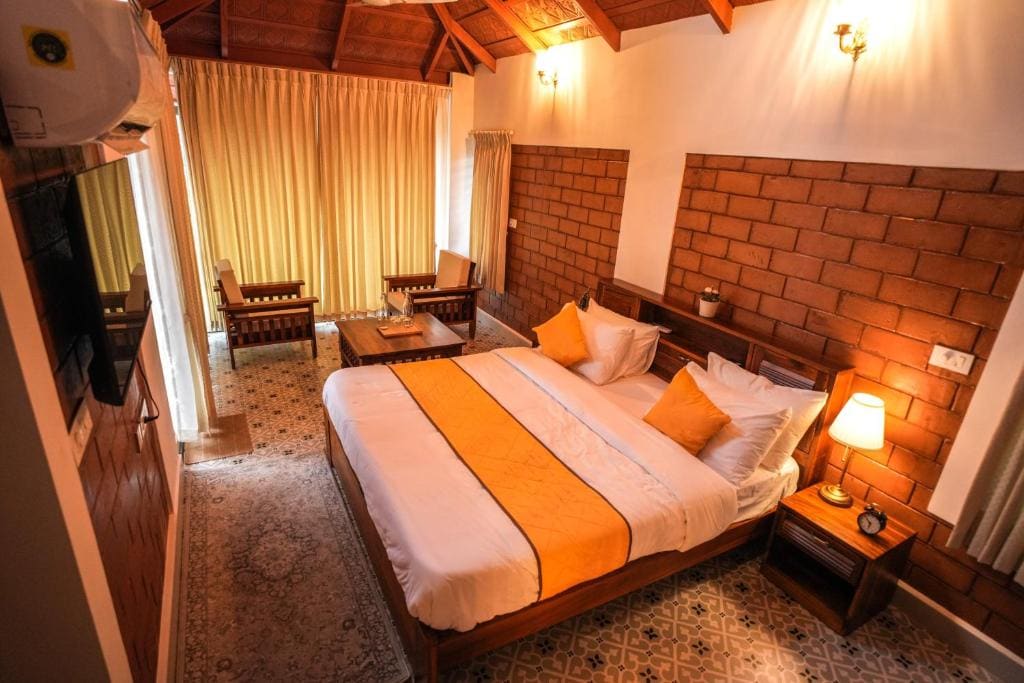King Room with Mountain View room - Image 2