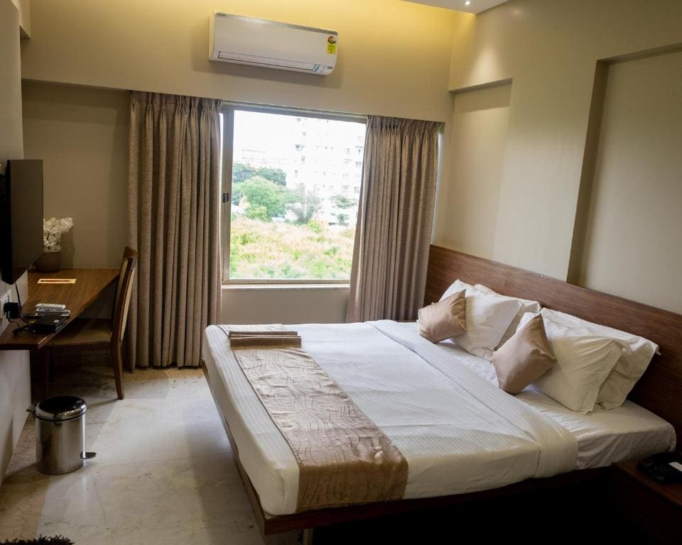 Suite room - Image 3