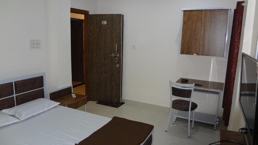 Deluxe Double Room room - Image 3