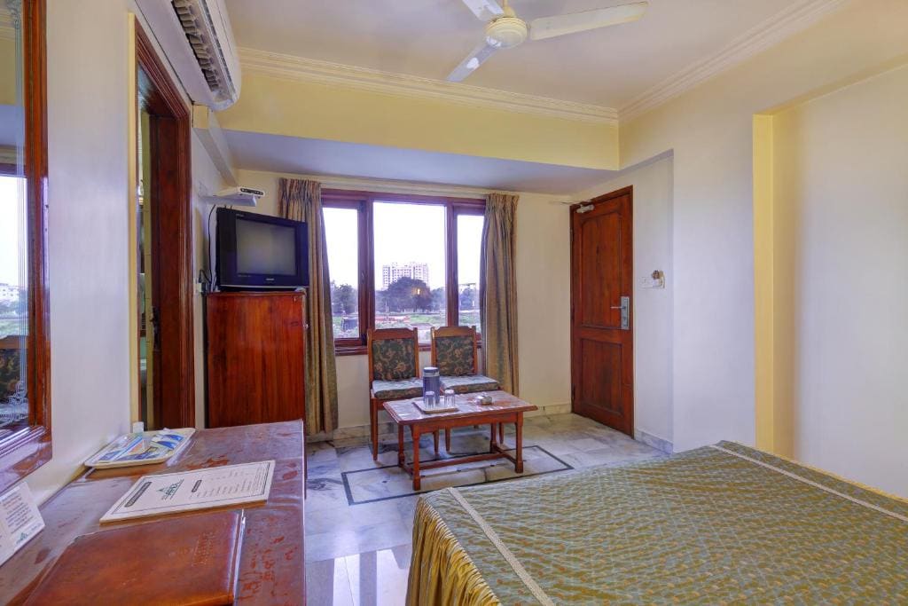 Deluxe Double Room room - Image 2