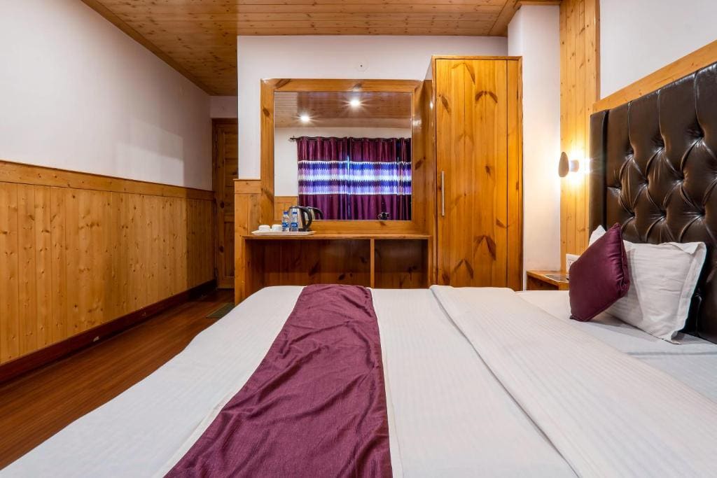 Deluxe Double Room room - Image 2