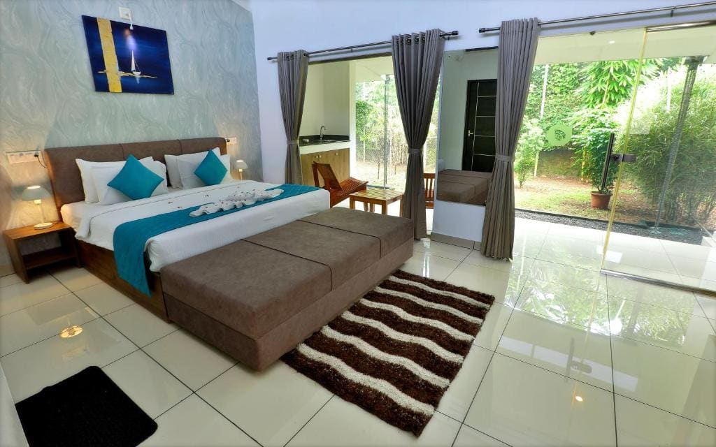 Imperial Cottage with private Garden room - Image 3
