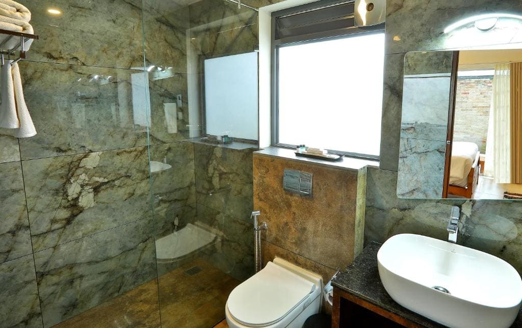 Regalia Cottage with Private Pool room - Image 3