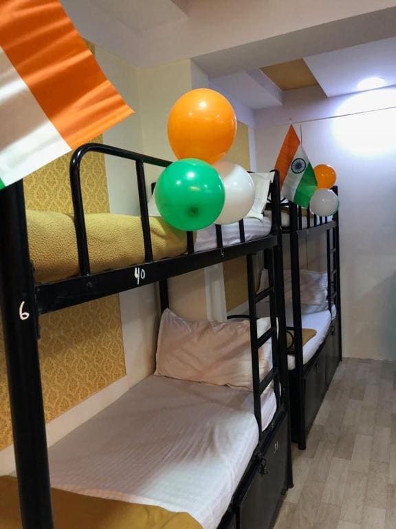 Single Bed in Male Dormitory Room with Shared Bathroom room - Image 3