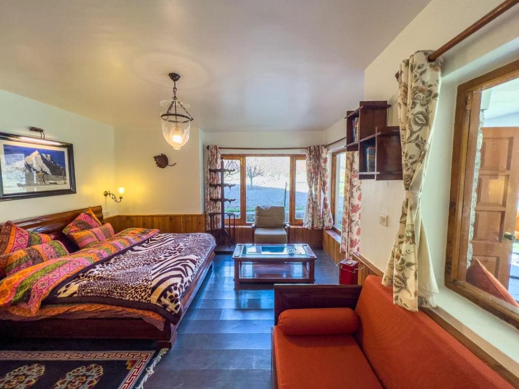 Large Double Room room - Image 1