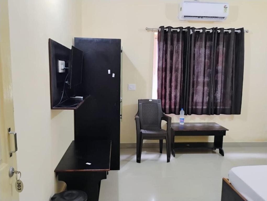 Basic Triple Room room - Image 1