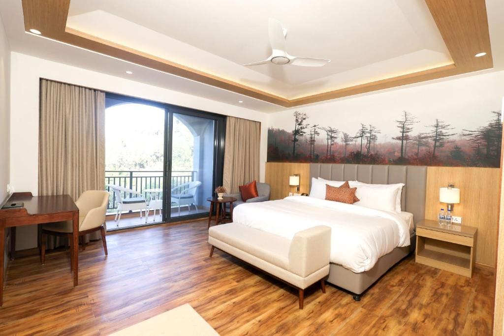 Standard King Room with No View - Non-Smoking room - Image 1