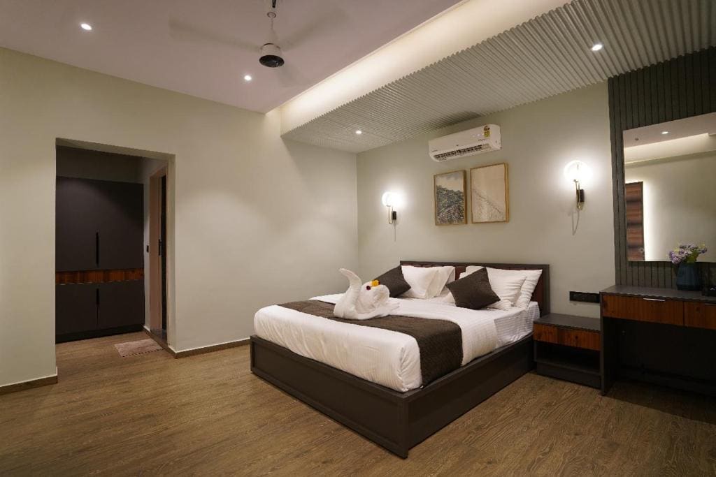 Deluxe Room room - Image 2
