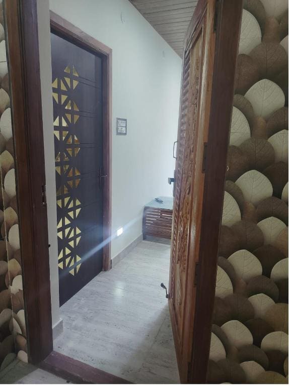 Family Room room - Image 3