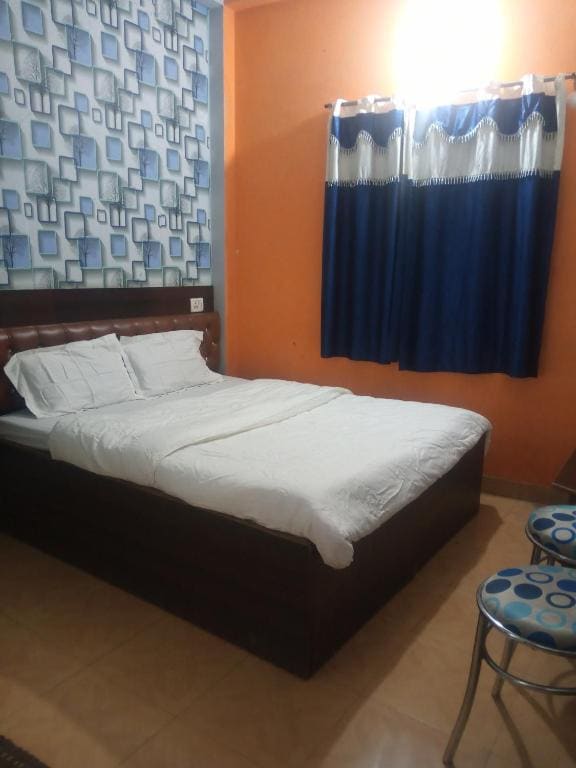 Standard Double Room with Fan room - Image 3