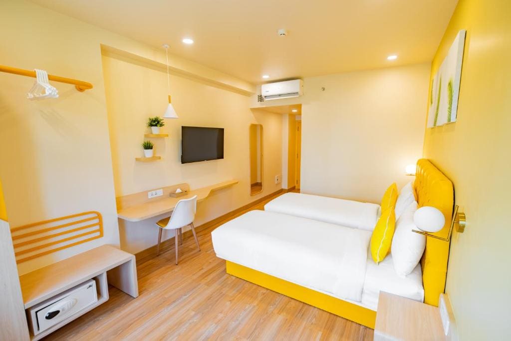 Executive Twin Room room - Image 2