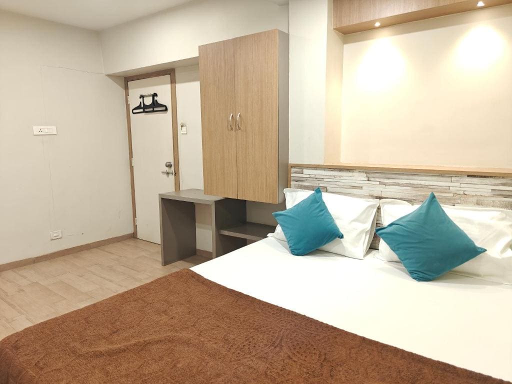 Standard Double Room with Fan room - Image 2