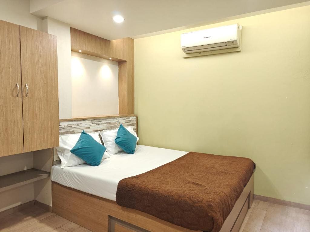 Deluxe Double Room room - Image 1