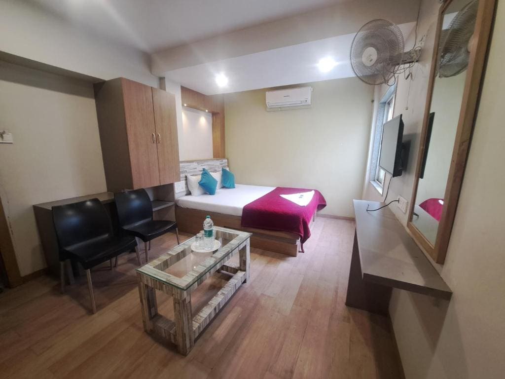 Standard Double Room with Fan room - Image 3