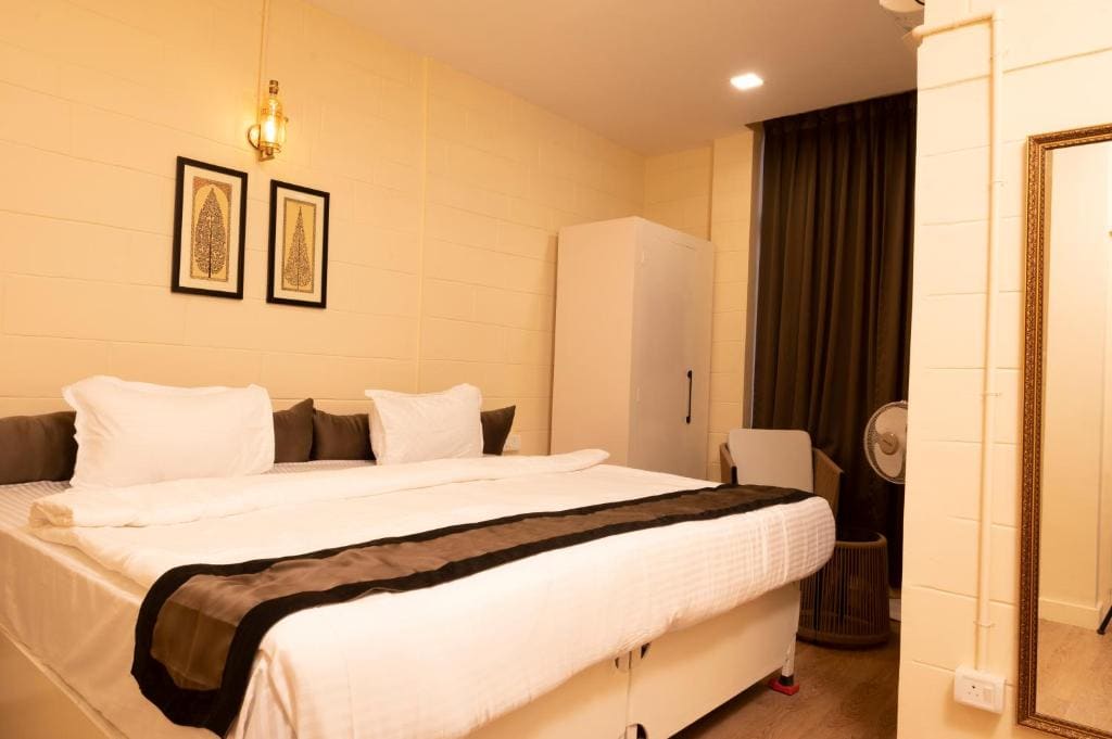 Deluxe Room room - Image 1