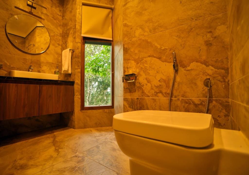 Double Room with Mountain View room - Image 3