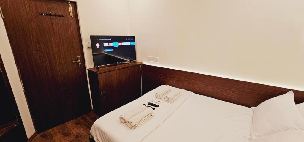 Queen Room room - Image 2