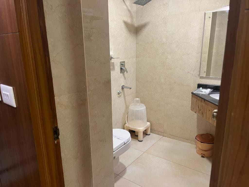 Standard Double Room room - Image 2