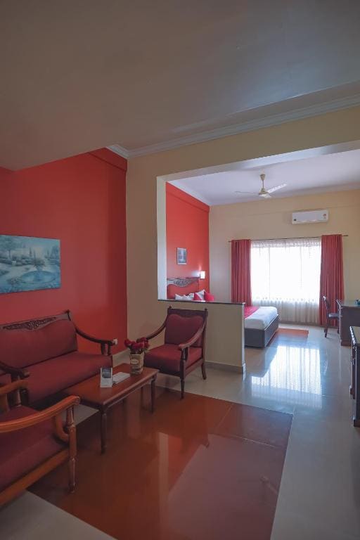 Standard Suite room - Image 2