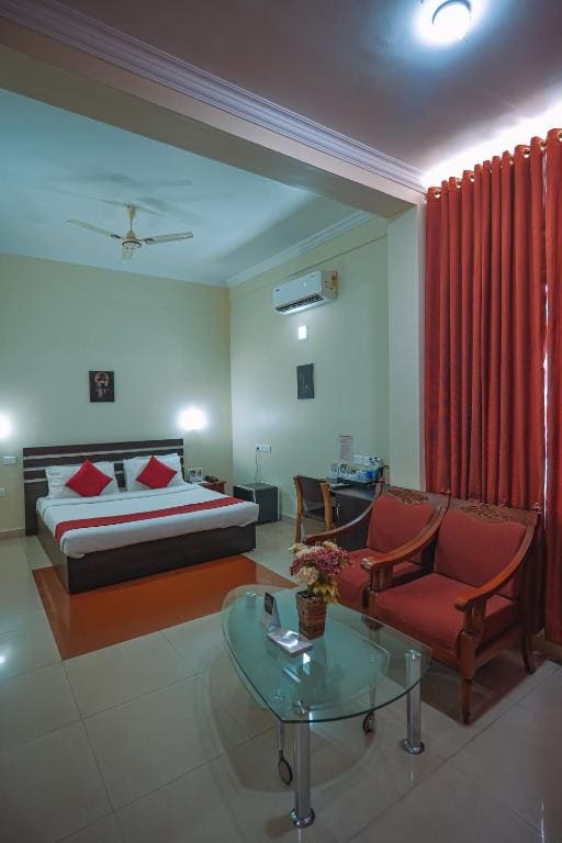 Superior Double Room room - Image 3