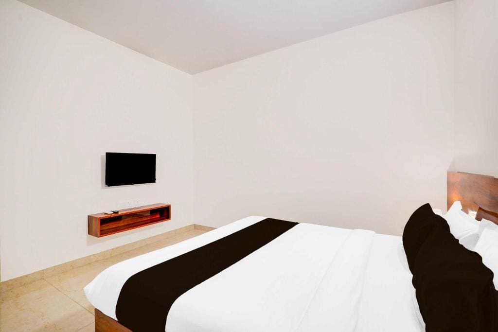 Classic Triple Room room - Image 3