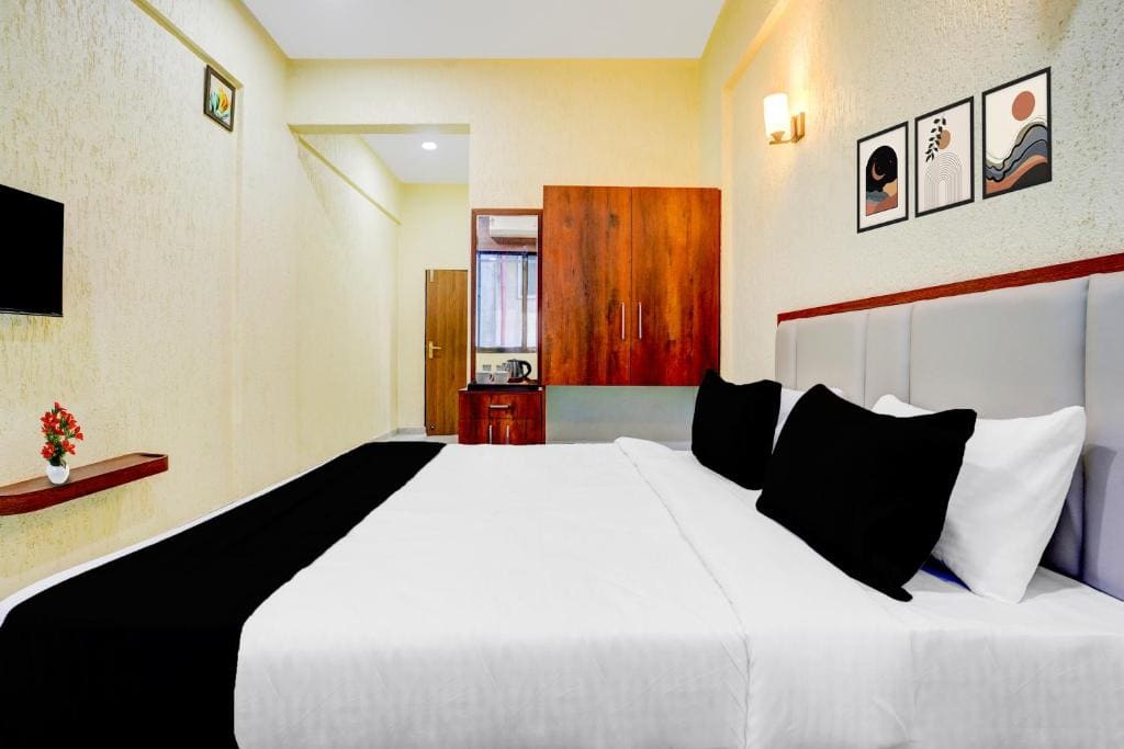 Classic Triple Room room - Image 1