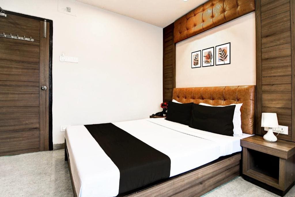 Classic Triple Room room - Image 3
