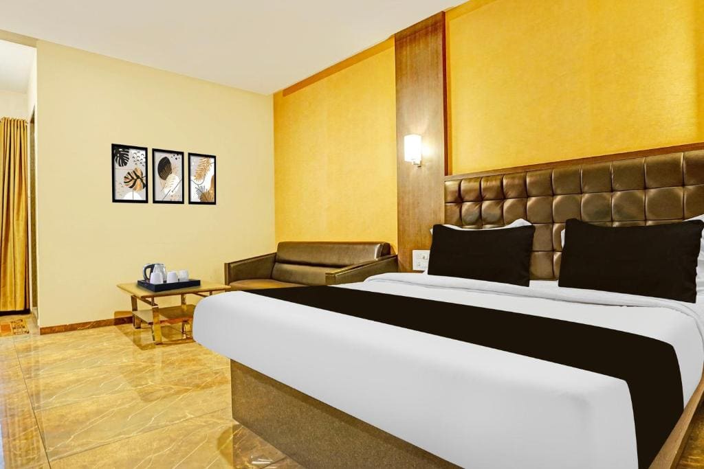 Classic Triple Room room - Image 3