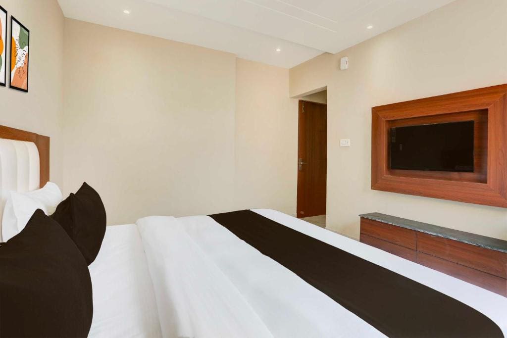 Classic Triple Room room - Image 2