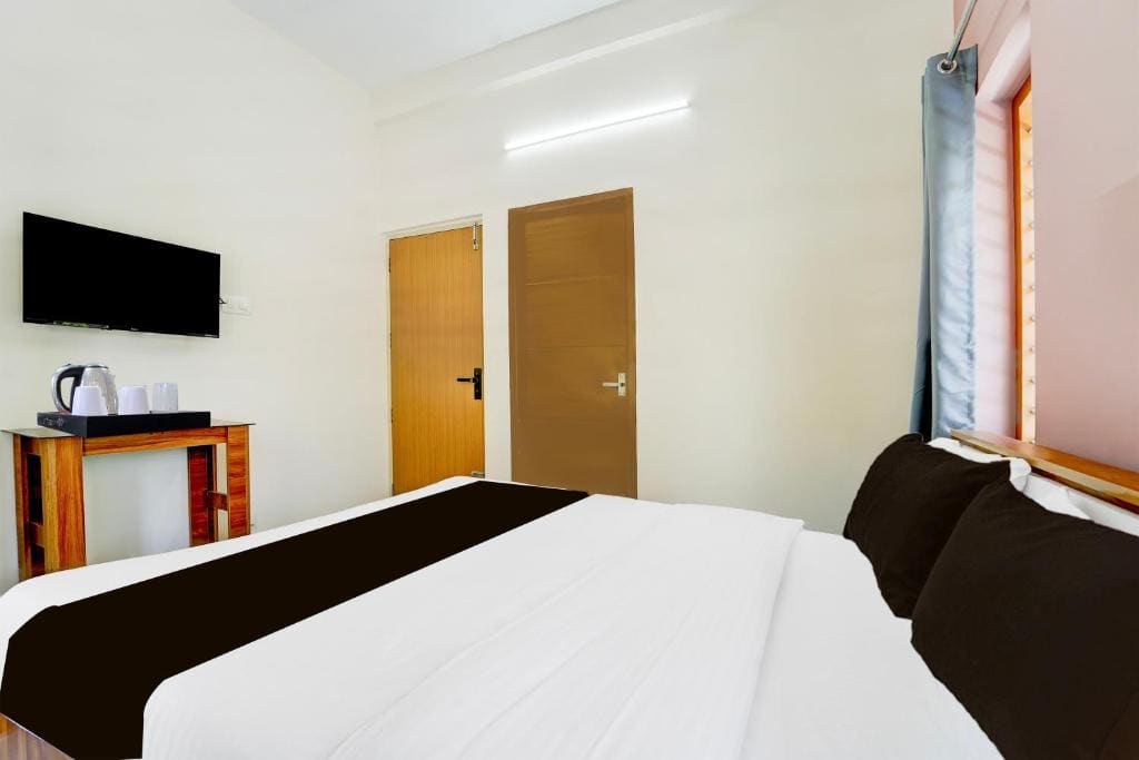 Classic Triple Room room - Image 1