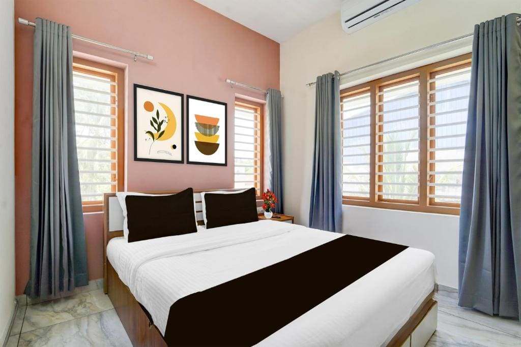 Classic Triple Room room - Image 3